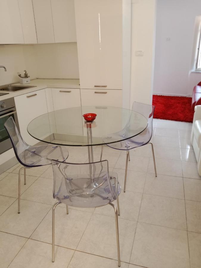 "Lo Studiolo" Apartment ปิซโซ ภายนอก รูปภาพ