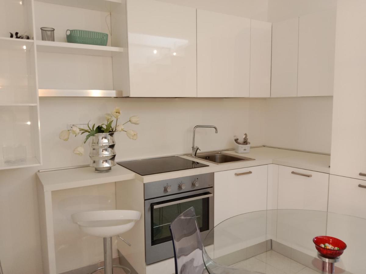 "Lo Studiolo" Apartment ปิซโซ ภายนอก รูปภาพ
