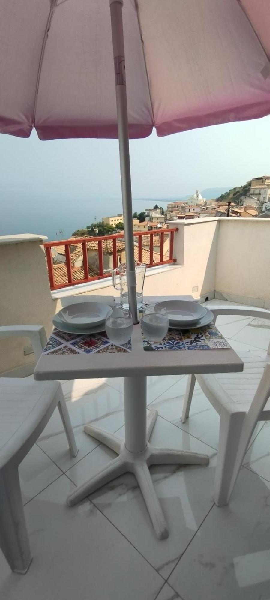 "Lo Studiolo" Apartment ปิซโซ ภายนอก รูปภาพ